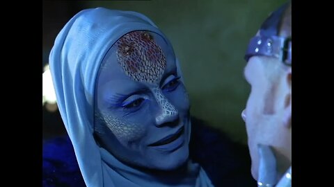 Farscape S03E03 Self Inflicted Wounds 1 Could'a, Would'a, Should'a