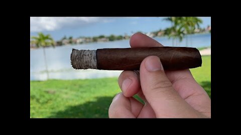 Don’t inhale A Cigar / How To Not Inhale A Cigar