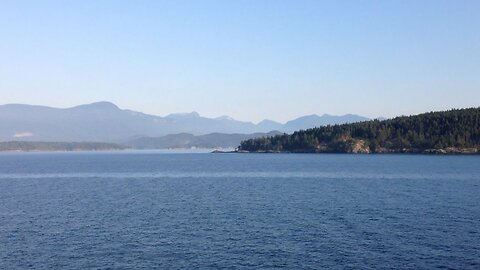 BC Ferry Ride - Horseshoe Bay to Departure Bay in Nanaimo BC with a Harbour Air Seaplane Spotting