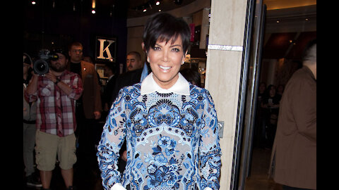 Kris Jenner raids Khloe Kardashian's closet