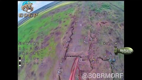 Russian FPV kamikaze drone targets troops in a trench