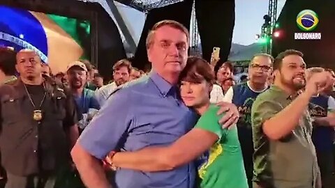 Michelle Emocionada na Marcha para Jesus o lugar lotou!