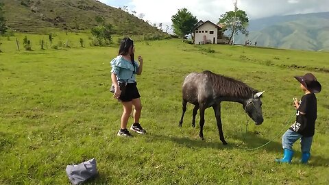 Horses Are Scary - She Said | Swedish Filipina Couple | Bukidnon Tour | Province Life in Philippines