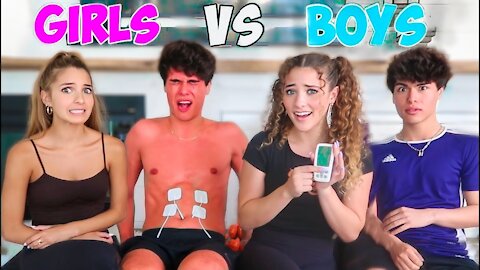 GIRLS VS BOYS PERIOD PAIN SIMULATOR