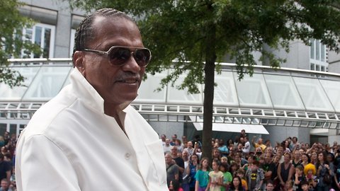 Mark Hamill Wishes Billy Dee Williams Birthday Wishes