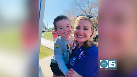 Valle del Sol honors Phoenix Mayor Kate Gallego as a 2021 Mom of the Year