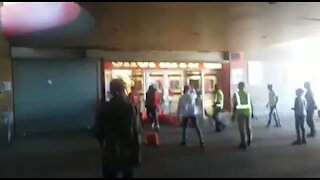 WATCH: Gatesville Shoprite store reopens after looting, truck targeted in Hanover Park (hU6)