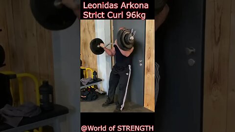 Leonidas Arkona Crazy Biceps Training