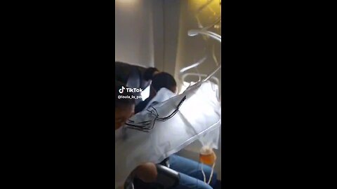 Air Algerie flight AH 1460 from Algeria to Lyon sparks panic as oxygen masks deploy unexpectedly