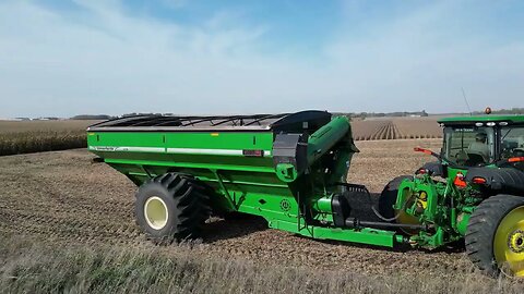 John Deere 8370 RT with gain box. Harvest 2023