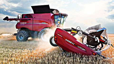 This Case IH 9260 Axial-Flow Combine Is Incredible!