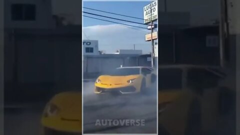 Yellow lamborghini SVJ drifting in the city🔥| drift | carsound🔥