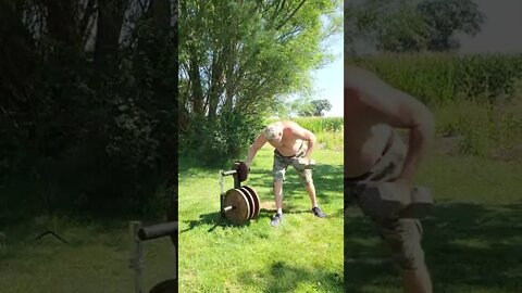 60lbs dumbbells lat pulls, back exercises, outdoor series