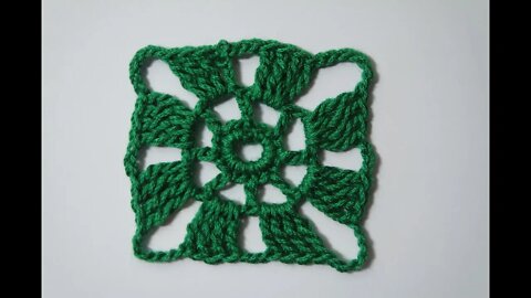 How to crochet lace square free written pattern in description