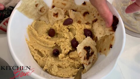 EASY HUMMUS WITH GARLIC | Kitchen Bravo