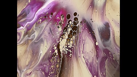 Cute little Dutch Pour #abstractart #fluidart #arttherapy #painmanagement