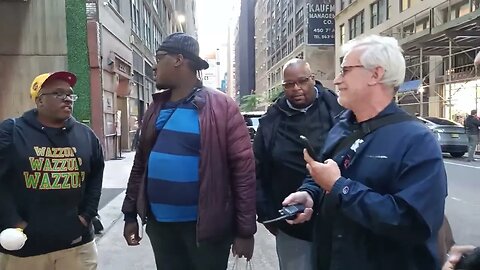 The Anti-@RidersAlliance Gala Protest Outside Versa Hotel @PassengersUnite 10/16/23 @followmoneynyc