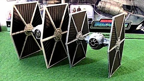 Hot Wheels Tie Fighter vs Micro Galaxy Star Wars Tie Fighter