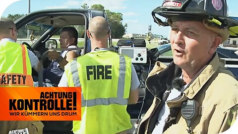 Feuerwehr in Florida_ Auffahrunfall mit Touristen! _ Achtung Kontrolle _ kabel eins