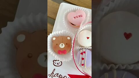 Valentine’s Day Macarons tiktok myloveatfirstbite