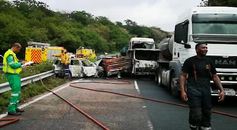 SOUTH AFRICA - Durban - Serious accident on M7 (Videos) (Set 2) (BRC)