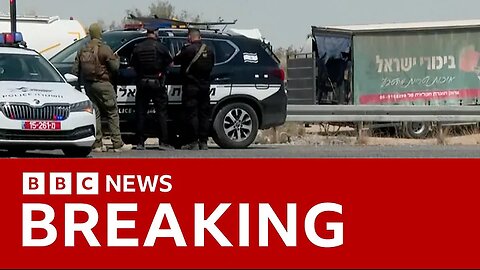 Three civilians killed in West Bank-Jordan border attack, say Israeli officials / BBC News