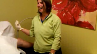 Hilarious Pregnancy Prank on Doctor!