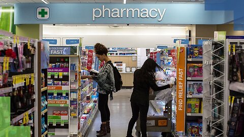 Why pharmacy chains like Walgreens and CVS are shuttering locations | VYPER