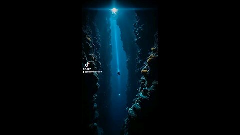 The Mysterious Abyss: Secrets of the Ocean's Depths 🌊🤯