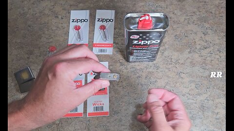 Zippo Set, 12 oz Fluid, 2 Wicks, 2 Flint Cards, Instructions