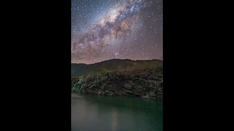 upbeat music with time-lapse of stars flowing to music reflecting off water #music #ASMR