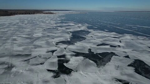 A Birds "Eh" View of Frozen Lake Michigan ( DJI Air 2S )