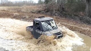 PURE POLARIS WORK & PLAY ACTION!