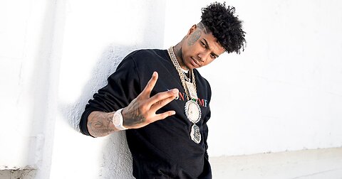 Blueface Tells Him Mom, Jaidyn Alexis Ring Is Bigger Than Hers 😲