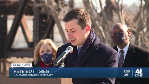 U.S. Transportation Secretary Pete Buttigieg visits KCK to talk bi-partisan infrastructure bill