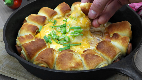 Chili cheese mini hot dog dips