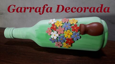 DIY - GARRAFA DECORADA COM FLORES DE CERÂMICA - RECICLANDO GARRAFAS DE VIDRO @lucibuzo ​