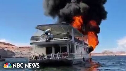 Nearly thirty people escape house boat after it catches fire in Arizona