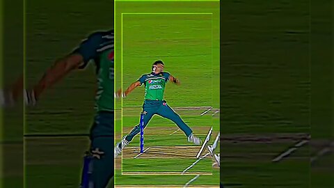 SHADAB KHAN IN THE AIR !!! 😂