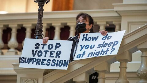 Liberal Groups Sue Texas Officials Over Voting Law Changes