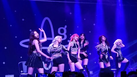 Everglow in Dallas song Moon