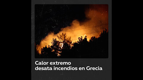 Bomberos griegos luchan contra fuertes incendios