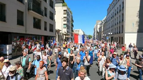 Marche nationale pour les libertés place du Palais Royal à Paris le 02-07-2022 - Vidéo 10