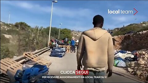 Invaders in Lampedusa are now building road blocks as a defense against Italian authorities