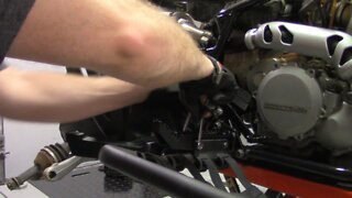 Polaris Foot Peg Extender Kit Install On Outlaw 525