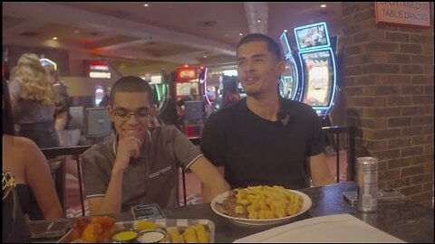 SNEAKO & N3ON Visit America’s RUDEST Restaurant