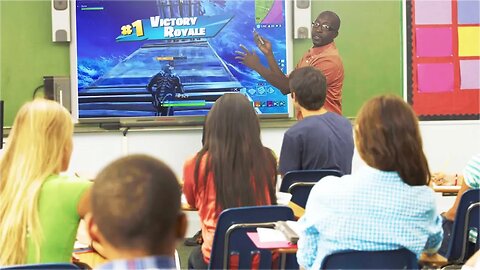 Teacher WINS Fortnite match in front of Class.. 😂