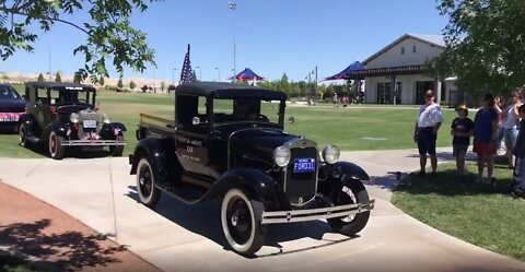 Skye Canyon residents raise funds for veterans in need, host car parade