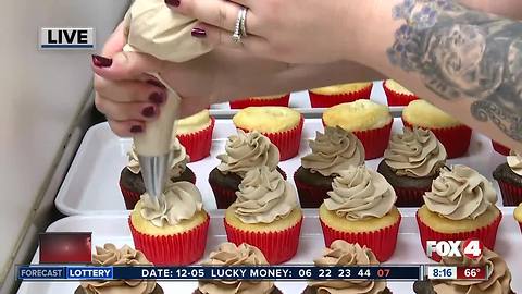 Lady Cakes Bakery makes homemade holiday treats -- 8am live report