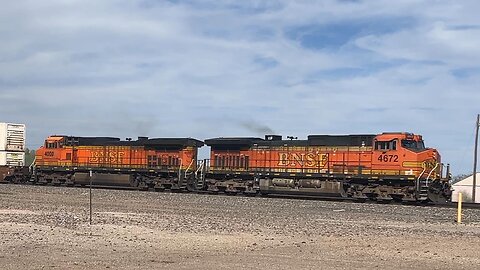 Q Train Passes through Amarillo without crew change stop.